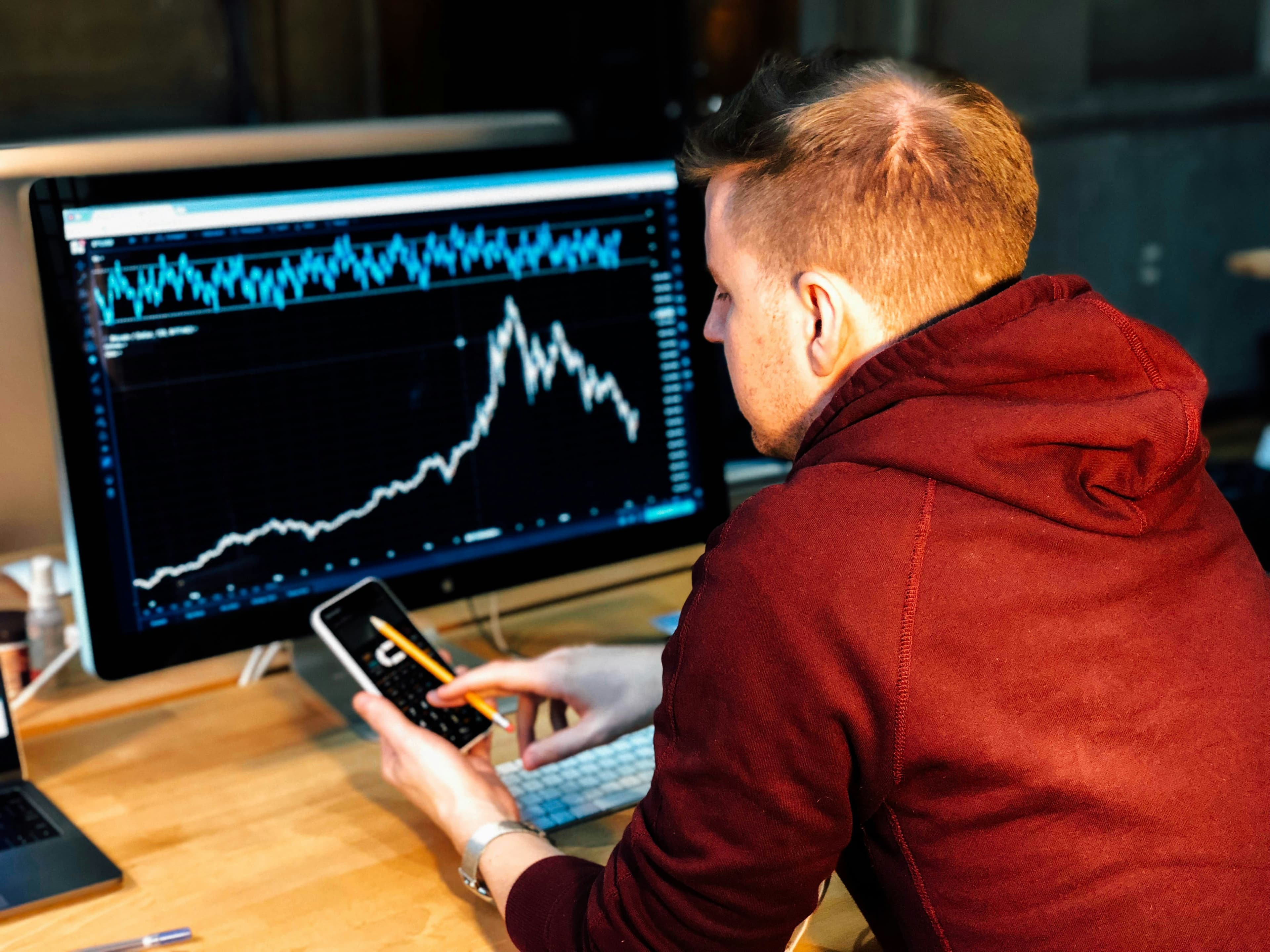 Cover Image for Markets in Panic Mode: What Smart Investors Are Doing Right Now